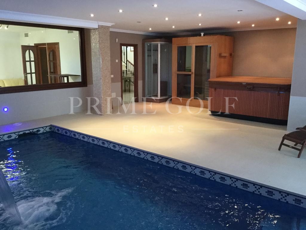 6 bed Villa For Sale in Benahavis, Malaga - thumb 3