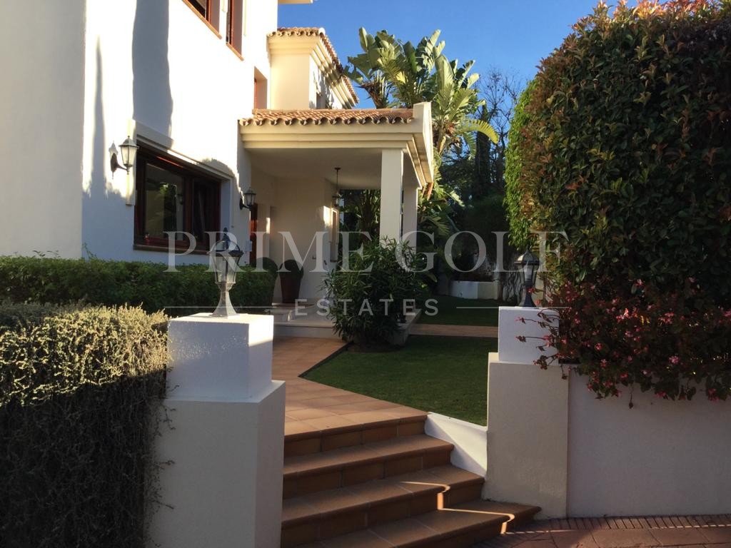 6 bed Villa For Sale in Benahavis, Malaga - thumb 15