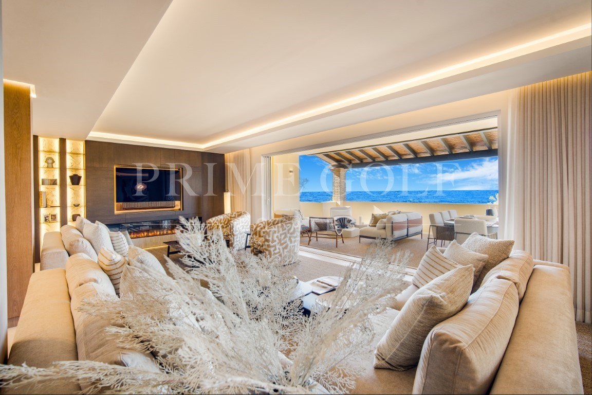 4 bed Penthouse For Sale in Marbella East, Malaga - thumb 1