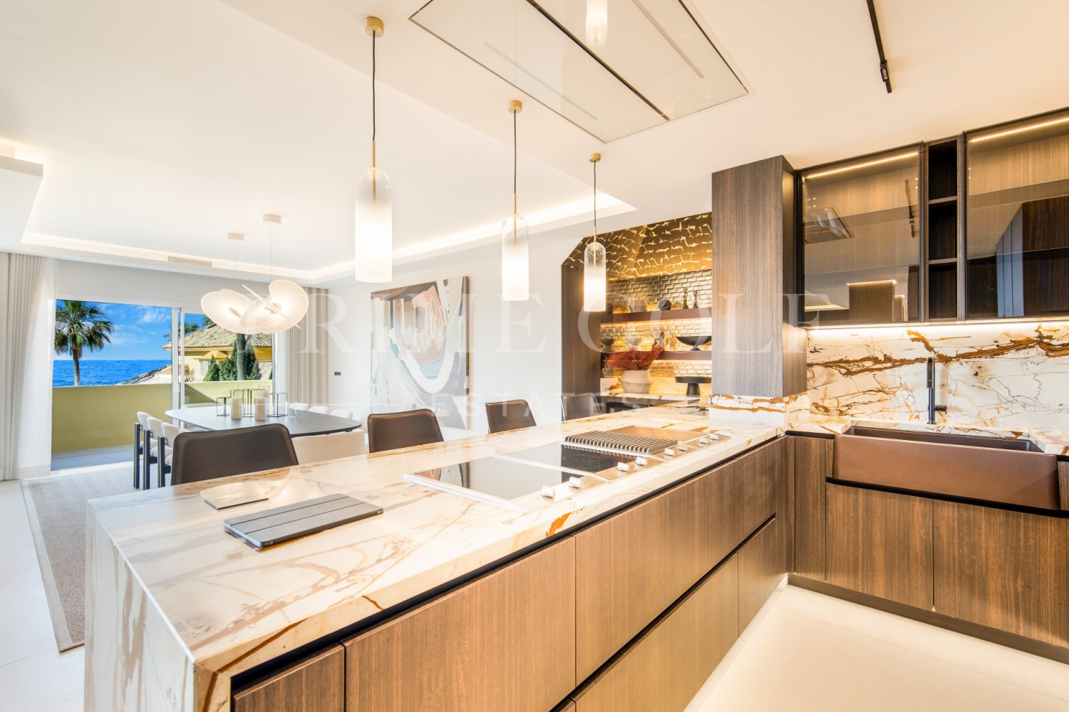 4 bed Penthouse For Sale in Marbella East, Malaga - thumb 4