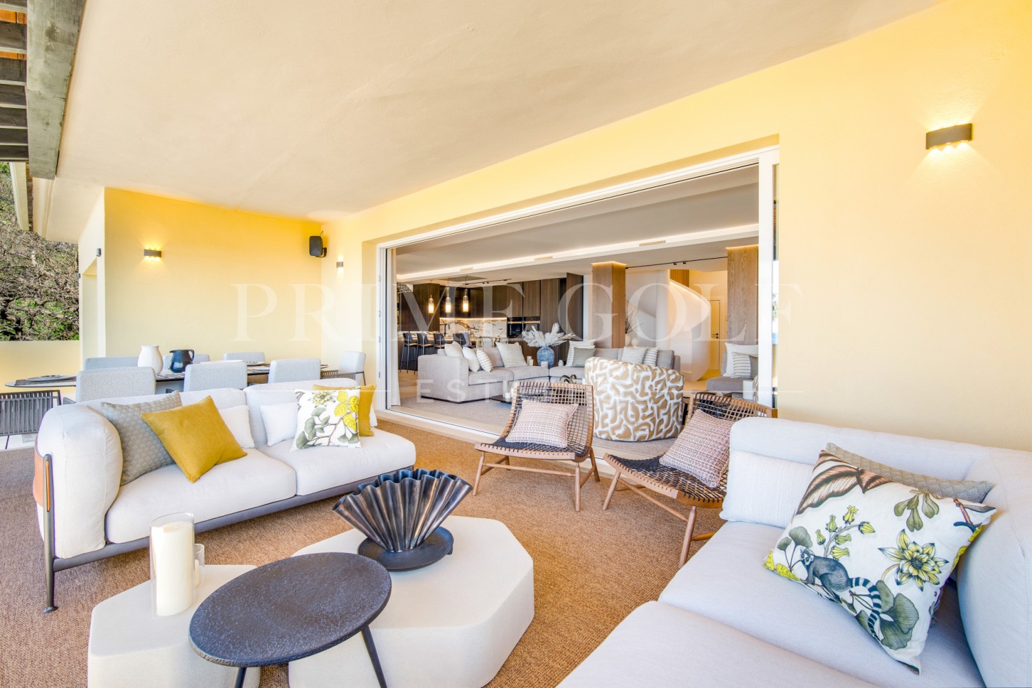 4 bed Penthouse For Sale in Marbella East, Malaga - thumb 13