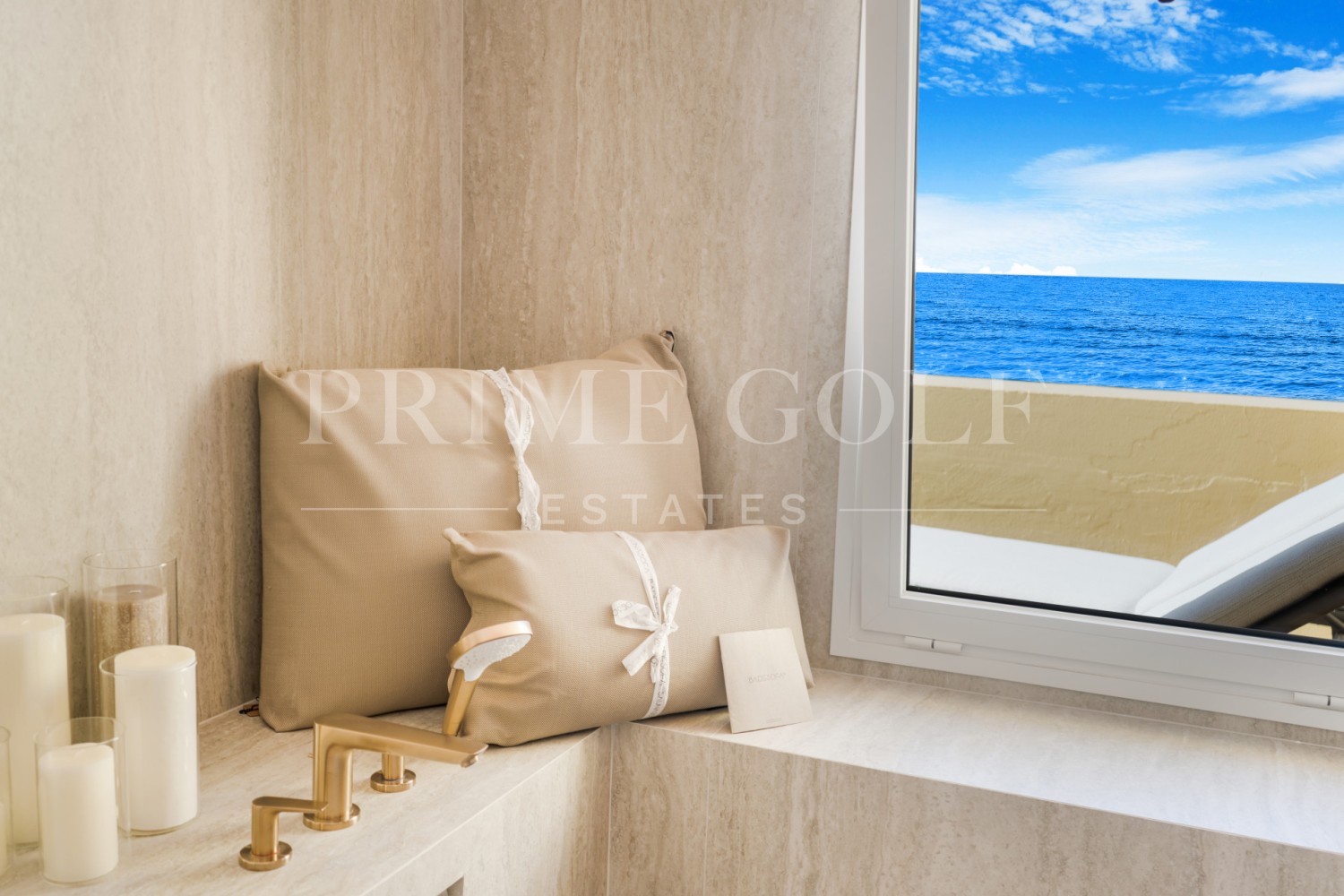 4 bed Penthouse For Sale in Marbella East, Malaga - thumb 24