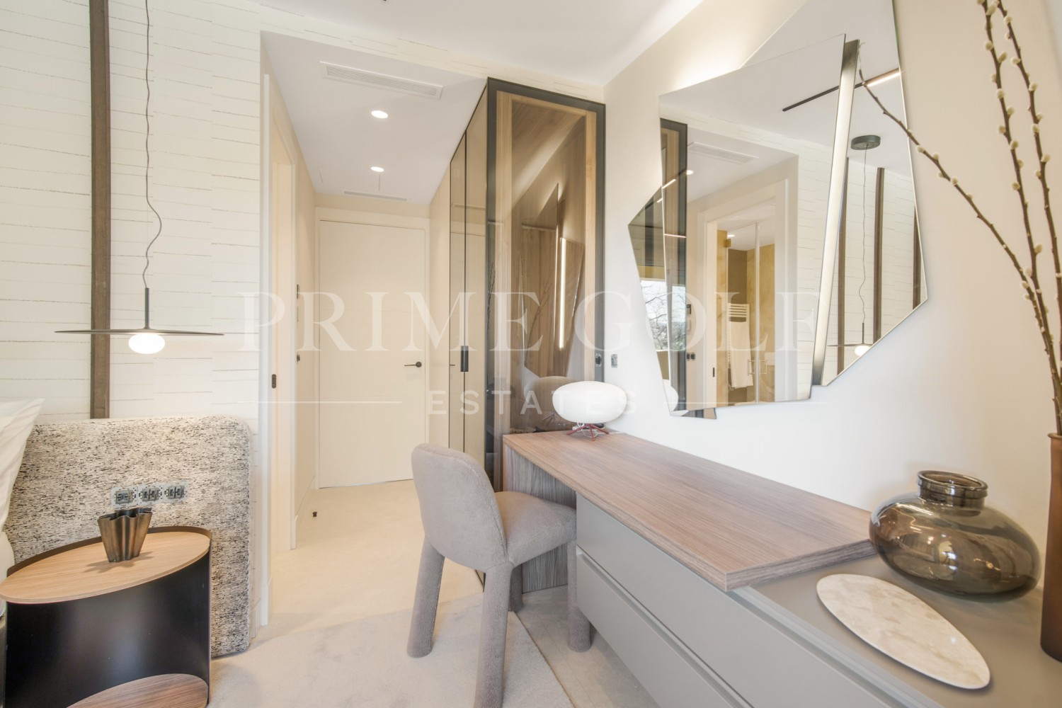 4 bed Penthouse For Sale in Marbella East, Malaga - thumb 26