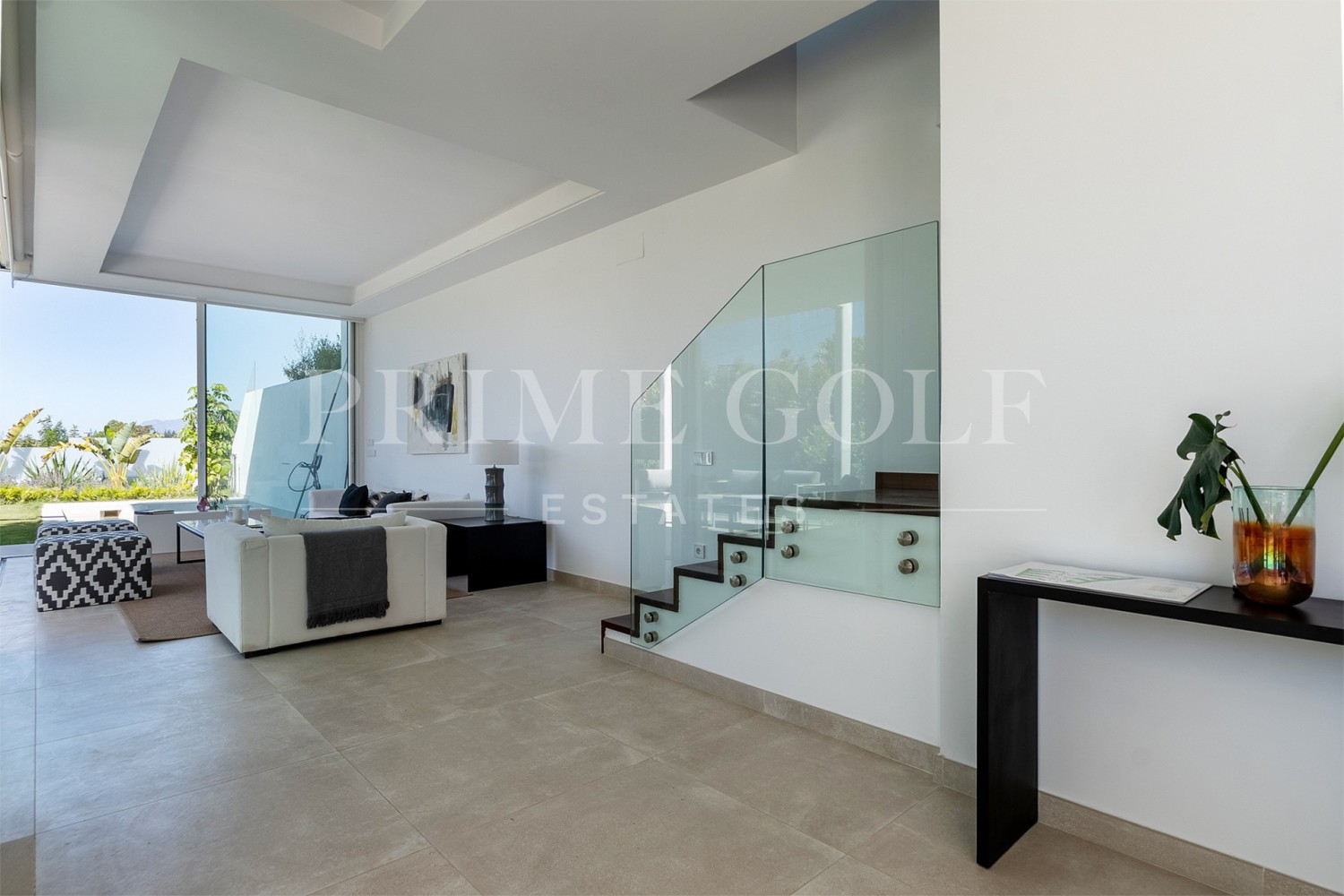 4 bed Villa For Sale in Marbella, Malaga - thumb 16