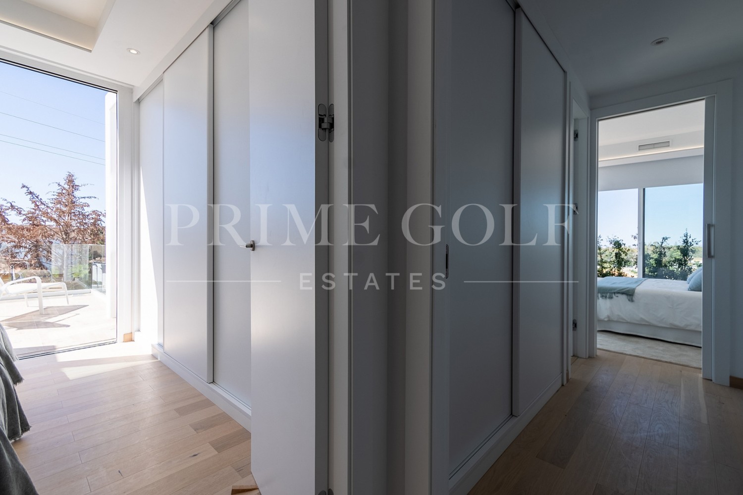 4 bed Villa For Sale in Marbella, Malaga - thumb 24