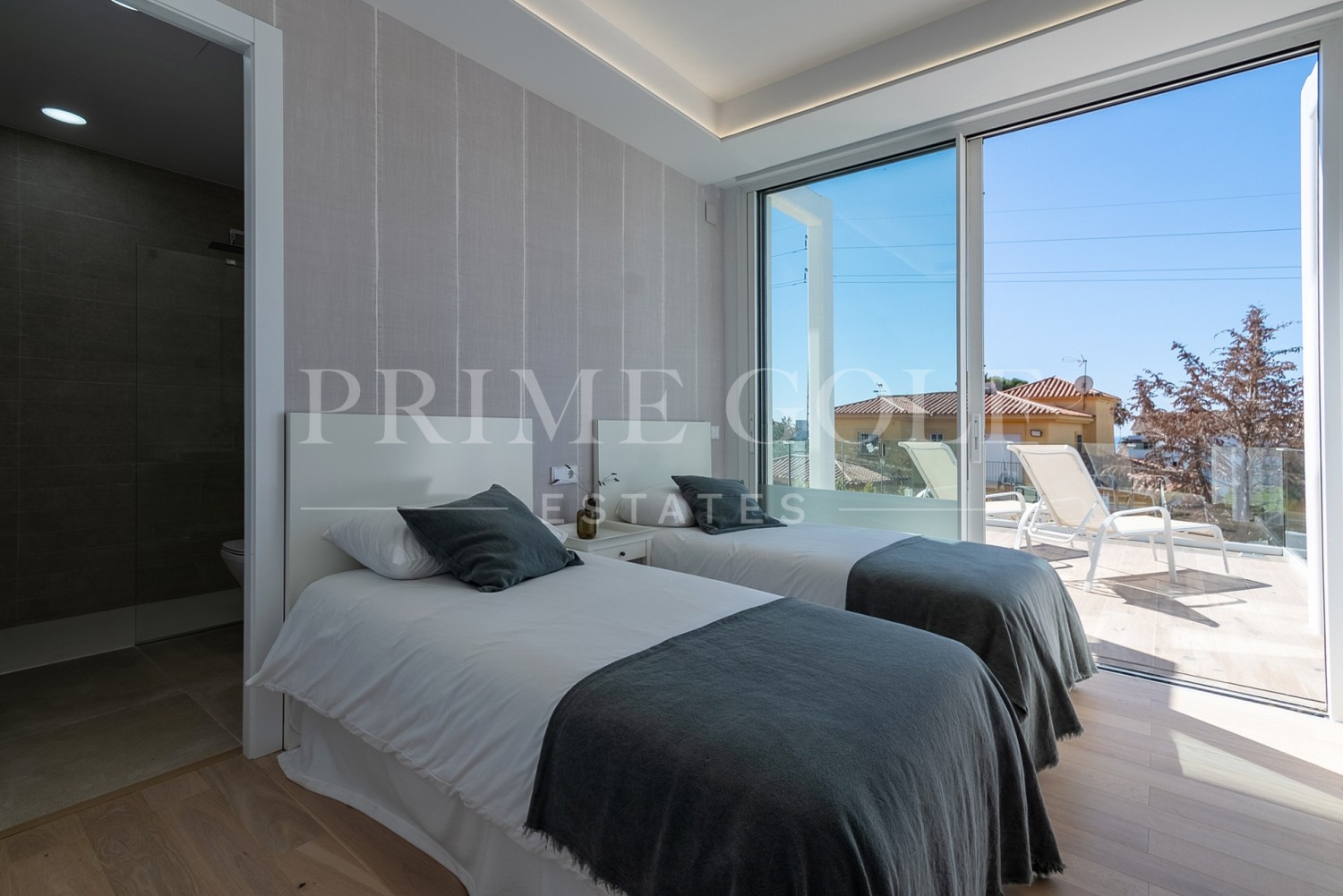 4 bed Villa For Sale in Marbella, Malaga - thumb 25