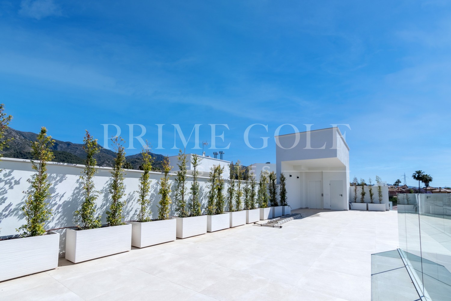 4 bed Villa For Sale in Marbella, Malaga - thumb 41