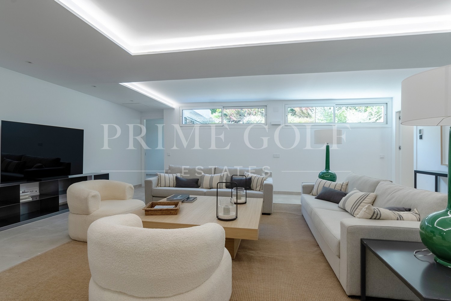 4 bed Villa For Sale in Marbella, Malaga - thumb 46