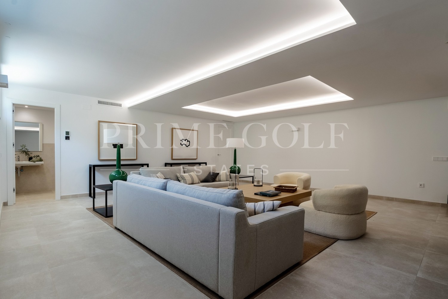 4 bed Villa For Sale in Marbella, Malaga - thumb 49