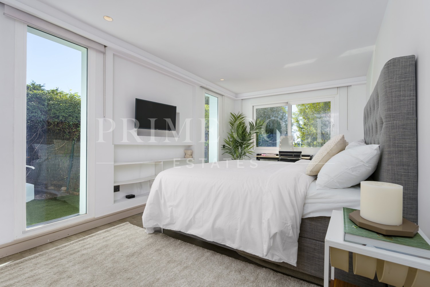 6 bed Villa For Sale in Nueva Andalucia, Malaga - thumb 34