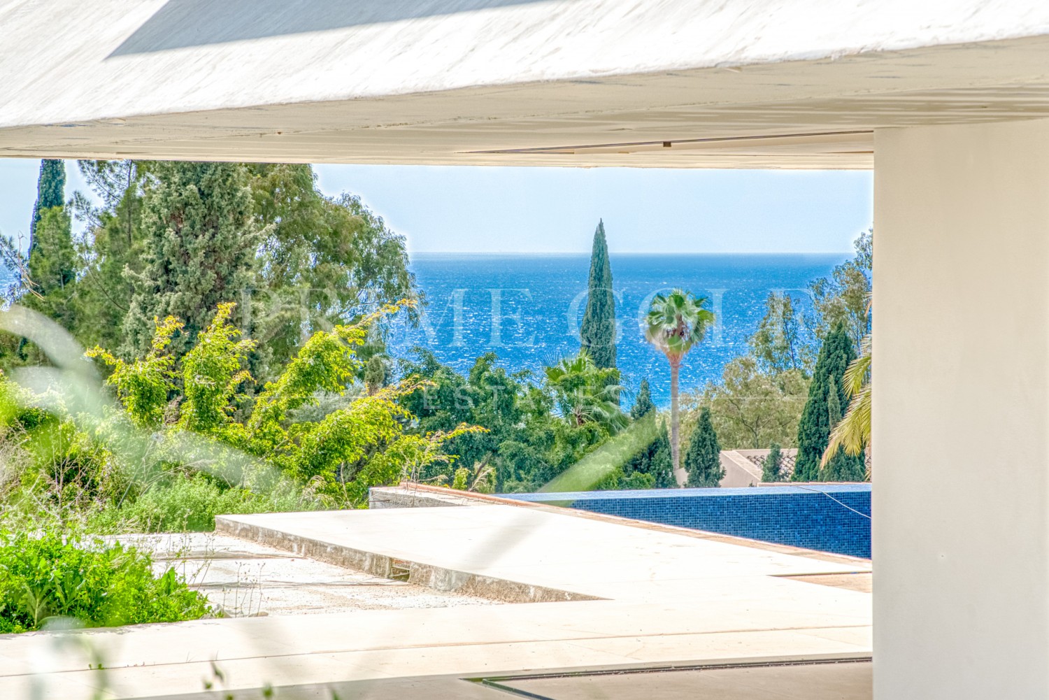 7 bed Villa For Sale in Marbella East, Malaga - thumb 4