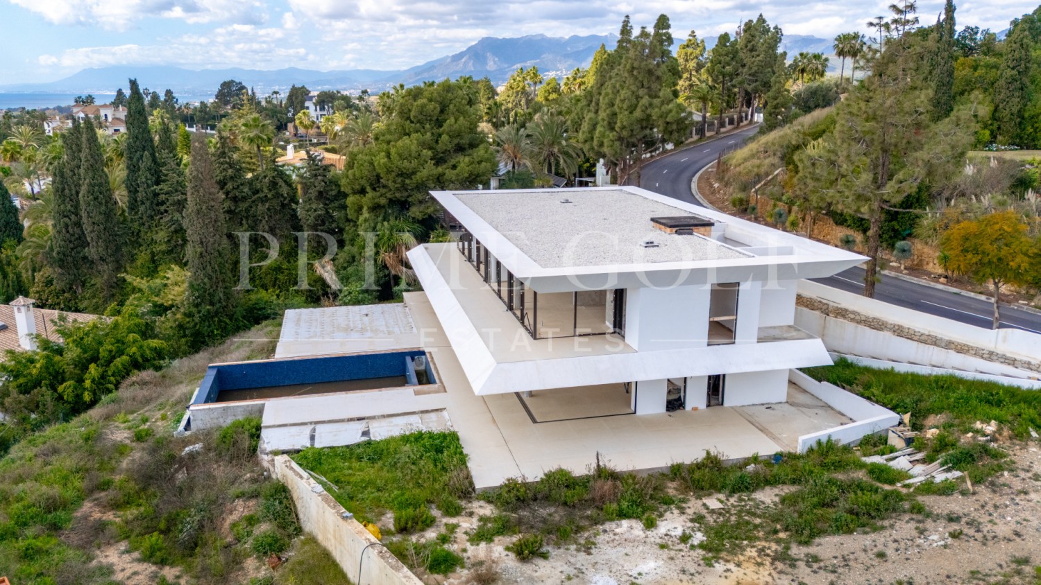 7 bed Villa For Sale in Marbella East, Malaga - thumb 9