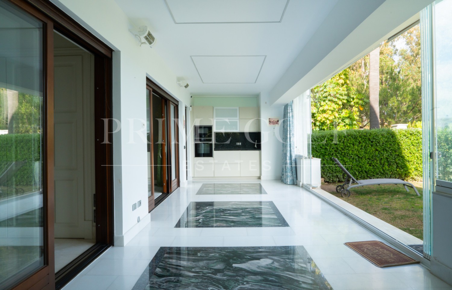 1 bed Apartment For Sale in Estepona, Malaga - thumb 6