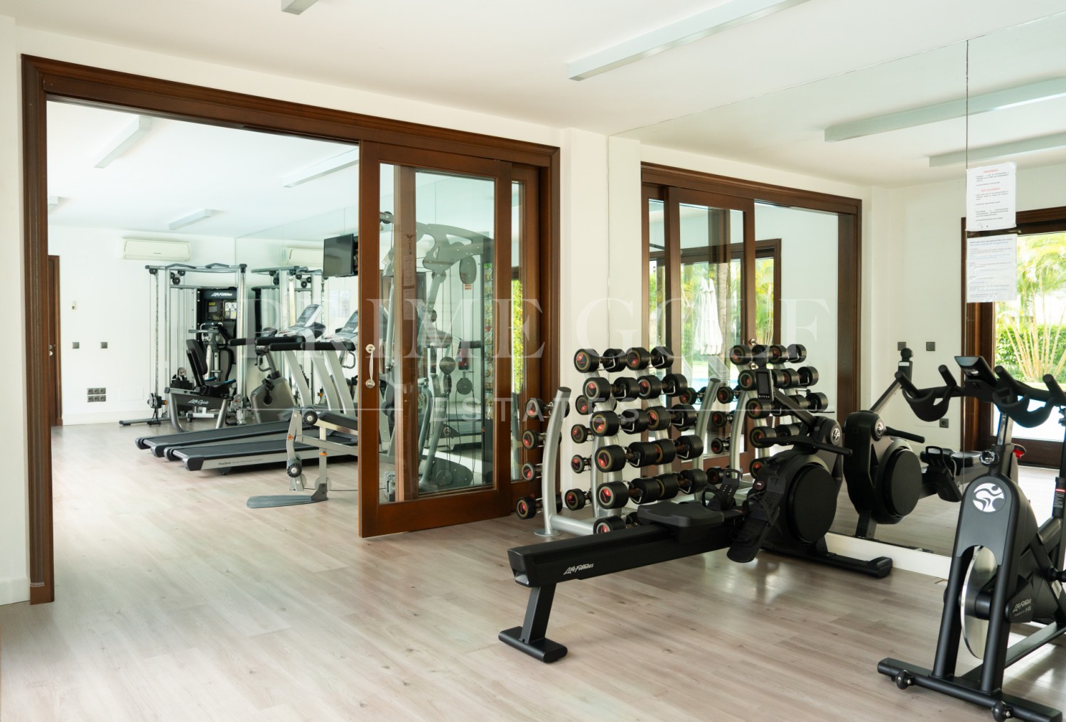 1 bed Apartment For Sale in Estepona, Malaga - thumb 18