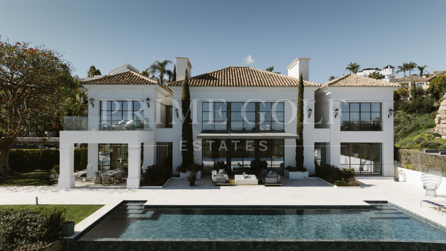 6 bed Villa For Sale in Benahavis, Malaga - thumb 1