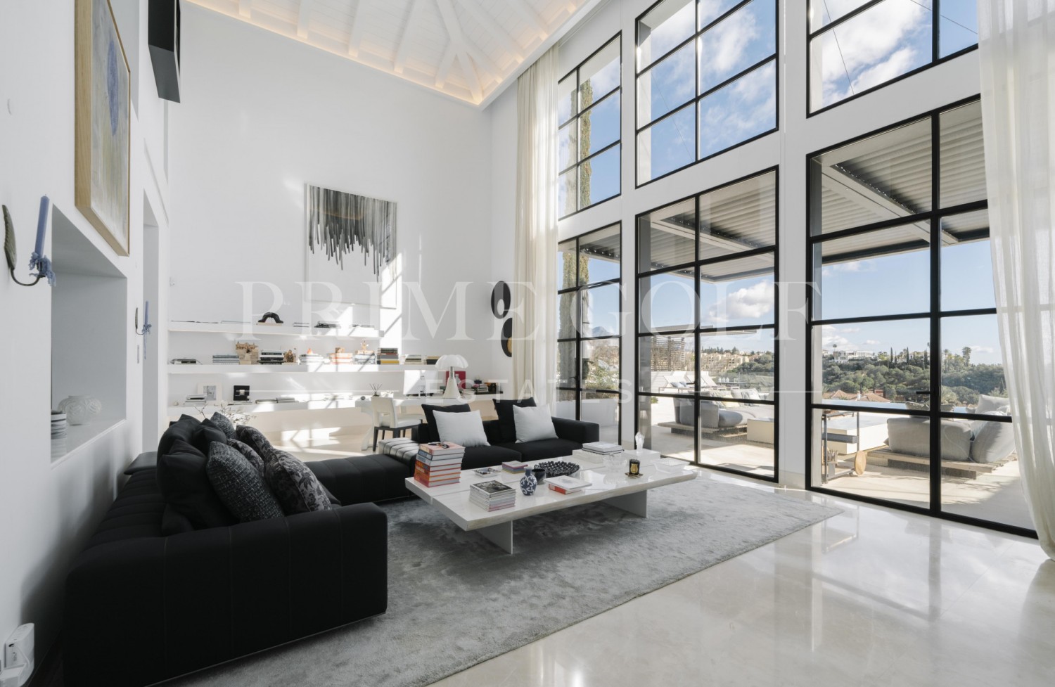 6 bed Villa For Sale in Benahavis, Malaga - thumb 10