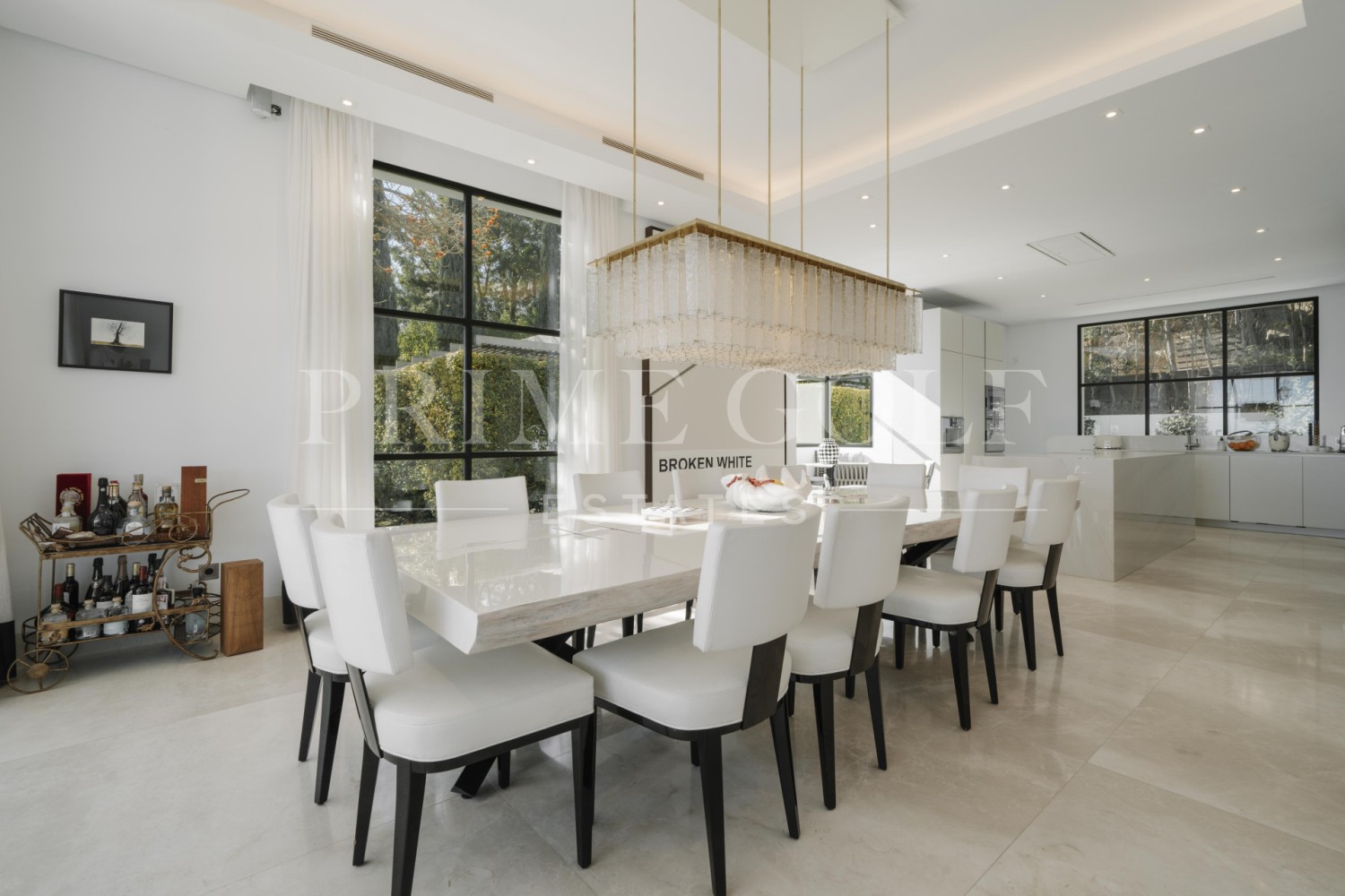 6 bed Villa For Sale in Benahavis, Malaga - thumb 14