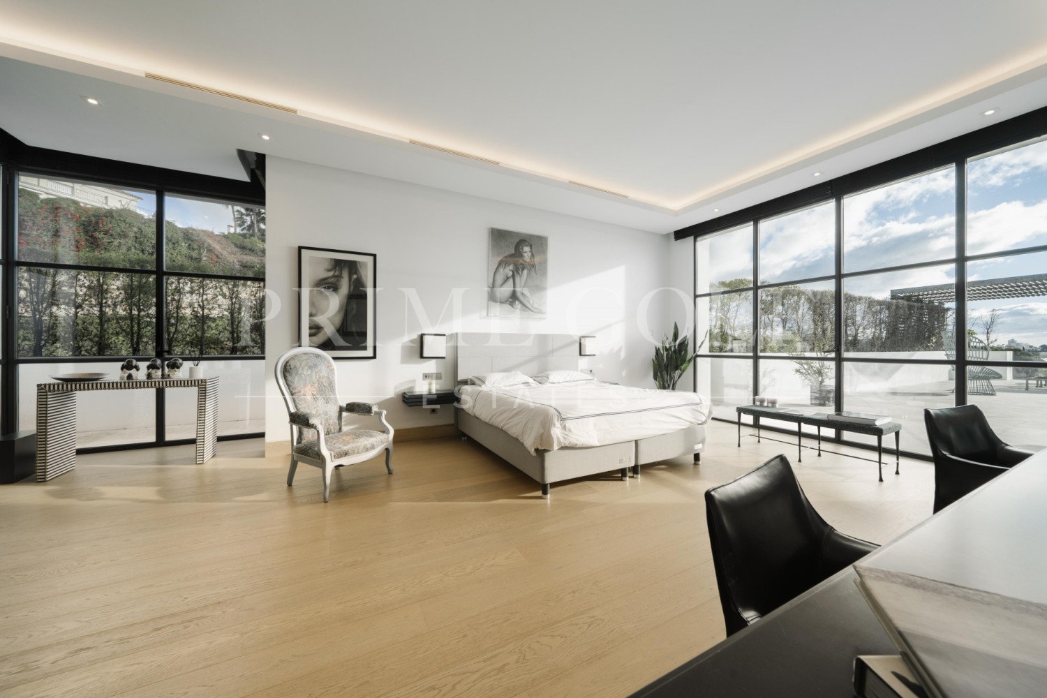 6 bed Villa For Sale in Benahavis, Malaga - thumb 25