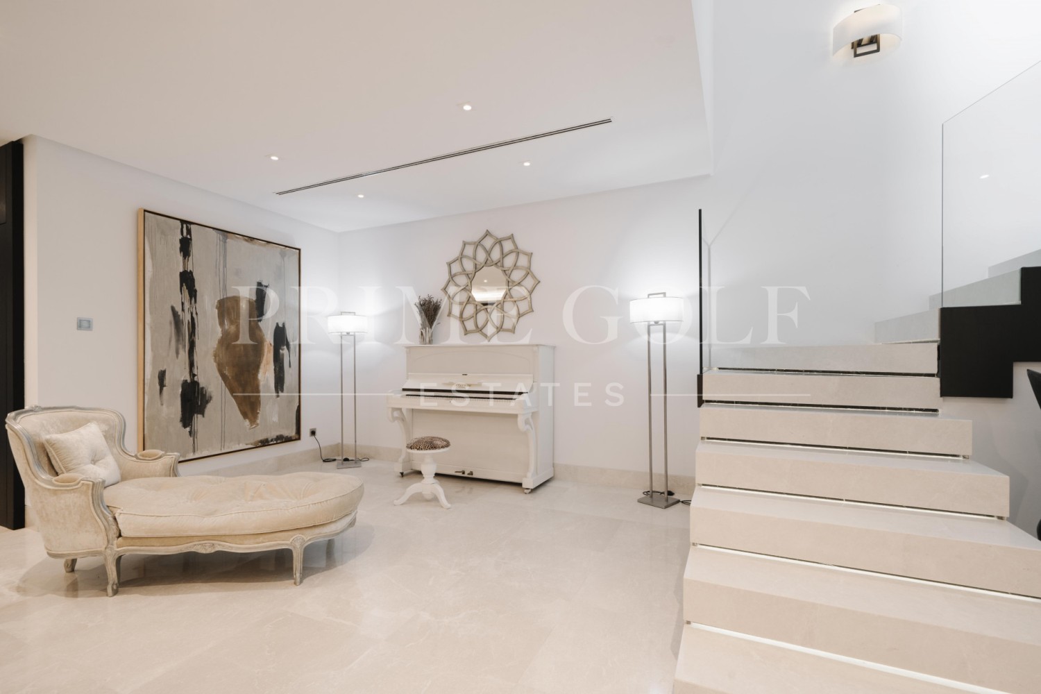 6 bed Villa For Sale in Benahavis, Malaga - thumb 27