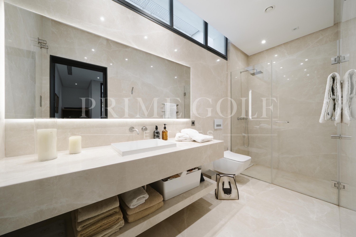 6 bed Villa For Sale in Benahavis, Malaga - thumb 31