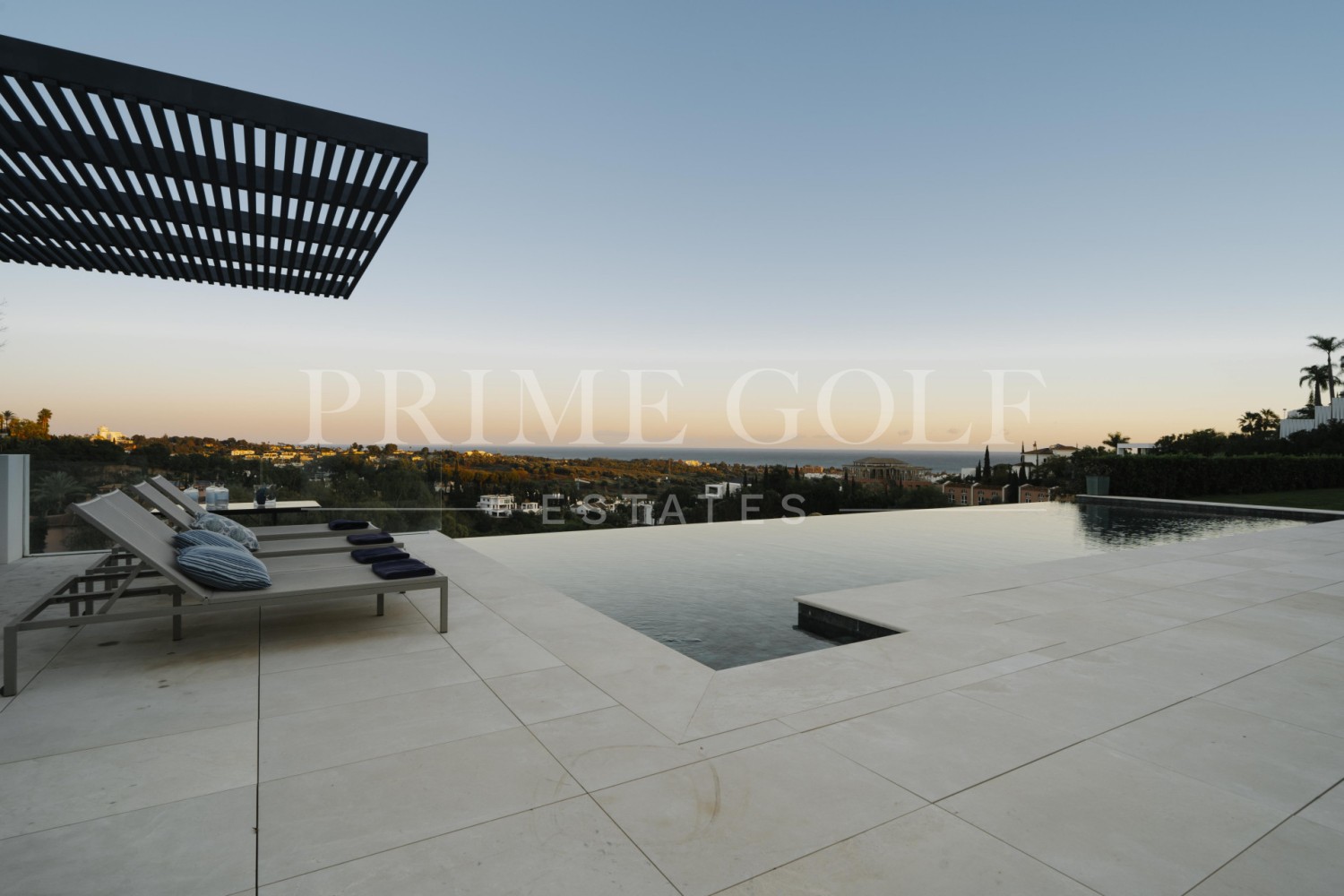 6 bed Villa For Sale in Benahavis, Malaga - thumb 38